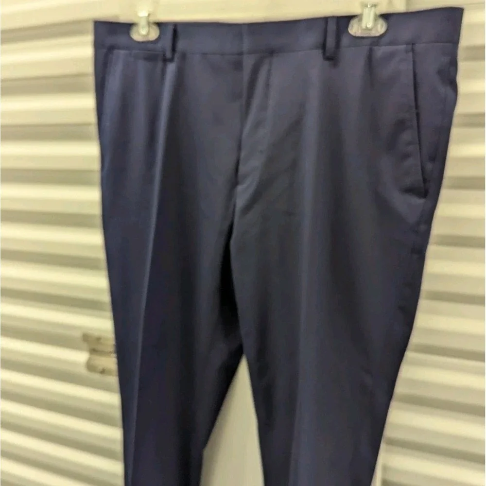 Quiet Luxury J. Ferrar Navy Stretch Slim Fit Suit 44R Business Wedding